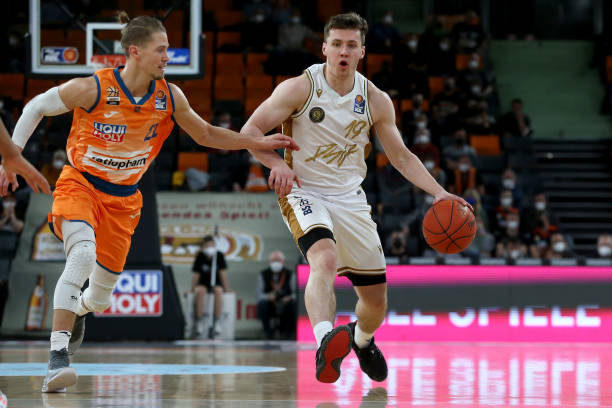 郑钦文解散 郑钦文解散