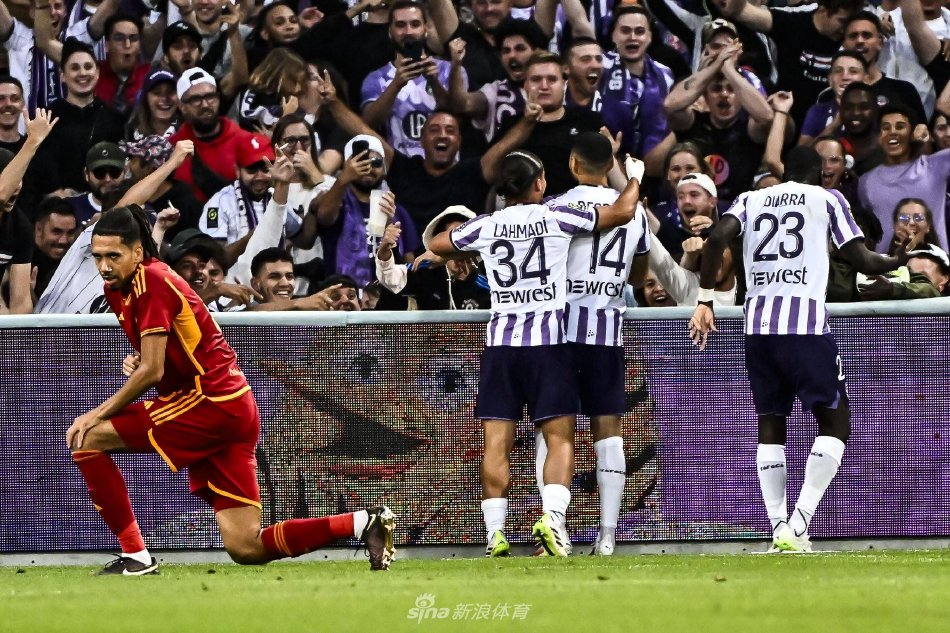 热门话题 热门话题